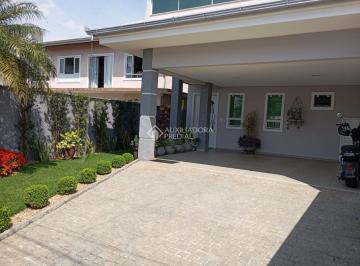 Casa · 135m² · 3 Quartos · 2 Vagas · Casa com 1 Suíte + 2 Quartos e SPA no Iririú, Joinville a venda por R$ 1.100.000,00