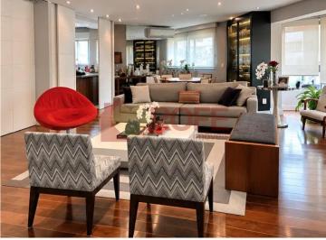 Apartamento · 162m² · 2 Quartos · 3 Vagas · Apartamento para venda em Brooklin Novo com 2 quartos, sendo 2 suítes, 3 vagas e 162m²