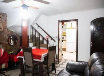 Casa · 120m² · 2 Quartos · 2 Vagas · Sobrado com 2 quartos no bairro de Itaquera.
