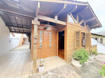 Casa · 130m² · 3 Quartos · 4 Vagas · Casa 3 dormitórios para locação no bairro Villa Nova, zona sul de Porto Alegre,