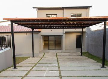 Casa · 201m² · 3 Quartos · 5 Vagas · Sobrado à venda no Jardim Europa - Sorocaba/SP