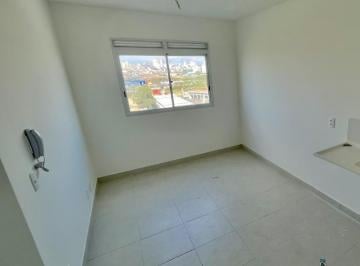 img0 · Apartamento com 2 Quarto(s) e 1 banheiro(s) para Alugar, 32 m² por R$ 913 / Mês
