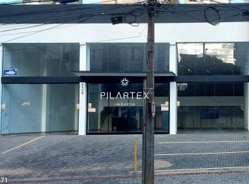 Apartamento · 350m² · Sala - Centro