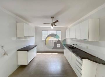 ae7d4ccb587494ae038a3ccba94a1533fa3f90d3 · Casa com 3 dormitórios à venda, 291 m² por R$ 475.000,00 - Centro - Barretos/SP