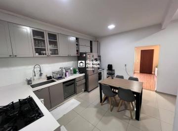 ba1c44d01a04284b420695760d74c88ef9186e0e · Casa bem planejada com 4 quartos, piscina e amplas áreas de lazer!