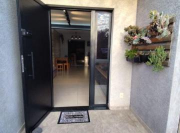 df82b43c012108d2526e79fee328834fac5117bd · Casa com 2 dormitórios à venda, 92 m² por R$ 850.000,00 - Jardim Santa Helena - Valinhos/SP