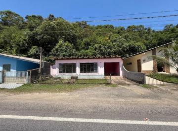 Casa · 400m² · SUA CASA COM QUINTAL AMPLO EM MORRETES!