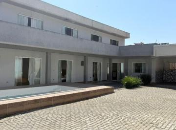 Casa · 468m² · Sobrado com Alto Potencial de Investimento – Barro