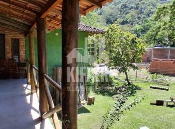 Maravilhosa casa com 2 quartos, aos pés da Serra da Tiririca · Casa com 2 dormitórios à venda, 170 m² por R$ 490.000,00 - Engenho do Mato - Niterói/RJ