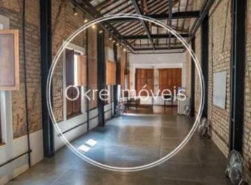 Casa · 221m² · 3 Quartos · 1 Vaga · Casa de rua : Triplex / Residencial / Botafogo