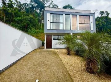 Casa · 70m² · 2 Quartos · 2 Vagas · Casa com 2 suites no Guarani a 5 minutos do centro !
