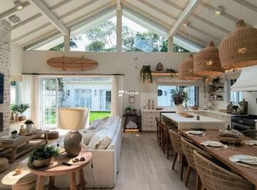 26a3e0cd07d105864c34e52fea1bd53569e6fbbd · Casa com 4 dormitórios à venda, 210 m² por R$ 10.950.000,00 - Riviera de São Lourenço - Bertioga/SP