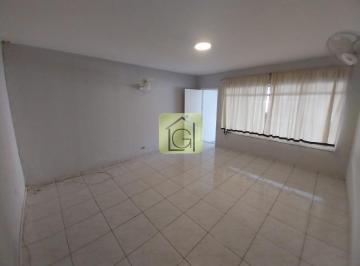 Casa · 133m² · 4 Quartos · 2 Vagas · Casa para Aluguel no Centro de Itu – 4 Quartos e Quintal