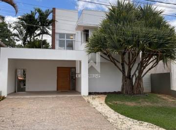 Casa · 333m² · 5 Quartos · 4 Vagas · Casa para alugar no Condomínio Residencial Recanto dos Paturis em Vinhedo - SP