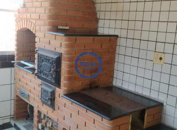 Casa · 180m² · 2 Quartos · 1 Vaga · Casa à venda no Marapé — 2 quartos, garagem e churrasqueira