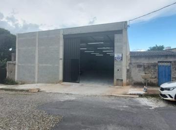 Comercial · 400m² · Galpão Comercial Exclusivo para Aluguel no Salgado Filho – 400 m²