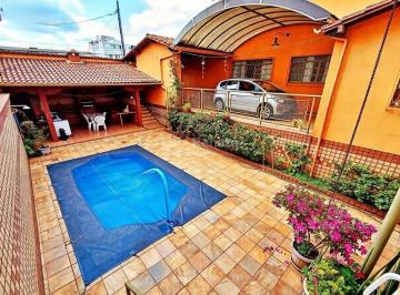 Casa · 304m² · 3 Quartos · 5 Vagas · Casa à venda 3 quartos no bairro Sagrada Família