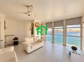 0a2bf1ebb73afaed7112044203ee55de048f0ac3 · Apartamento frente mar, vista mar com 3 quartos (1 suíte), 1 vaga à venda em Pitangueiras, Guarujá.