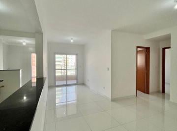 uqukzg2ytq0mdrlztfjzjc1_md · Apto para Locação (Pacote) 2 Dorm Sacada Gourmet 2 Vagas 300m da Praia com Lazer