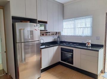 lgn1na2yte4odyxzdjkzdhl_md · CASA INDIVIDUAL 2 DORMITÓRIOS 2 VAGAS BAIRRO MIRIM R$585.000,00