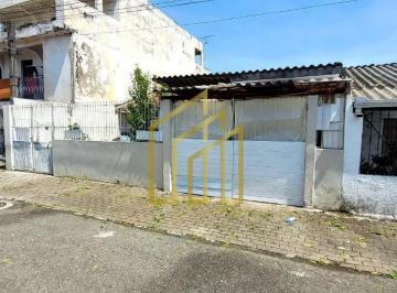 Casa · 98m² · 3 Quartos · 2 Vagas · Casa à Venda na Vila Nossa Senhora da Luz - CIC, Curitiba | Ótimo Terreno e Espaço