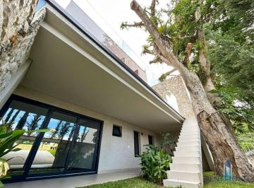 Casa · 720m² · 4 Quartos · 4 Vagas · Casa em Barra, Balneário Camboriú/SC de 720m² 4 quartos à venda por R$ 14.800.000,00