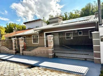 Casa · 90m² · 2 Quartos · 2 Vagas · Casa em Cordeiros, Itajaí/SC de 90m² 2 quartos para locação R$ 4.500,00/mes