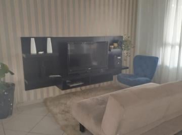 Casa · 3 Quartos · 2 Vagas · Sobrado em São João, Jacareí/SP de 0m² 3 quartos à venda por R$ 765.000,00