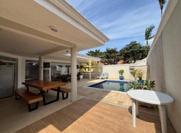 Casa · 310m² · 3 Quartos · 4 Vagas · Casa em Jardim Guaiuba, Guarujá/SP de 310m² 3 quartos à venda por R$ 2.000.000,00