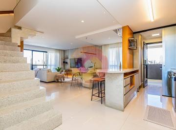 Apartamento · 151m² · 2 Quartos · 2 Vagas · Cobertura duplex mobiliada, com 151 m² privativos, ambientes amplos e uma área externa grande