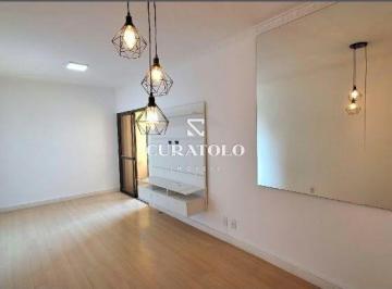 Apartamento · 75m² · 2 Quartos · 1 Vaga · Apartamento à venda com 75m², 2 quartos, varanda e vaga na Vila Prudente, São Paulo.