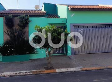 Casa · 168m² · 3 Quartos · 2 Vagas · Casa residencial à venda com 3 quartos no Bom Jardim, Rio das Pedras/SP