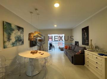 Foto · Apartamento reformado com varanda a 120m da praia na Enseada, Guarujá