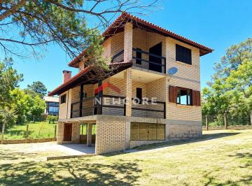 Casa · 140m² · 3 Quartos · 3 Vagas · Sobrado em Rua 41201 - Praia do Rosa - Imbituba/SC