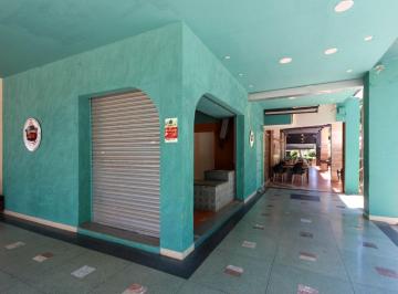Comercial Aluguel · Loja de esquina com sobreloja na CLN 306 Bloco A Asa Norte
