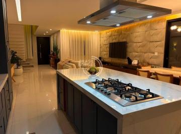 Casa · 244m² · 3 Quartos · 2 Vagas · Condominio Helena Maria | Casa 4 Dormitorios, 2 Suites | Gourmet | Planejados