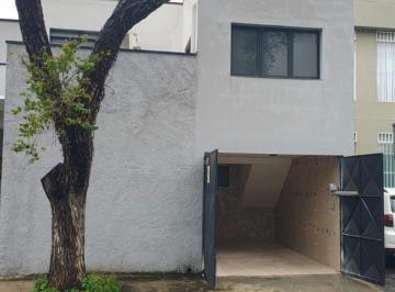 Foto 01 · CASA MOBILIADA EM IMÓVEL COMPARTILHADO PRÓXIMA A AVENIDA NOVE DE JULHO EM JUNDIAÍ