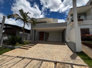 Casa · 280m² · 3 Quartos · 4 Vagas · Casa à venda em Sorocaba, Condomínio Mont Blanc, com 3 suítes, com 280 m², Condomínio Mont Blanc