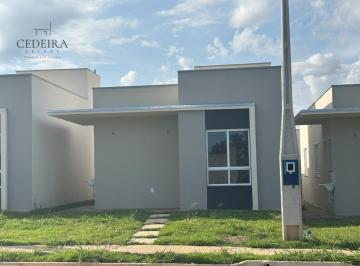 Casa · 55m² · 2 Quartos · 2 Vagas · Casa à venda em Sorocaba, Aparecidinha, Condomínio Villa Magari, com 2 quartos, com 55 m²