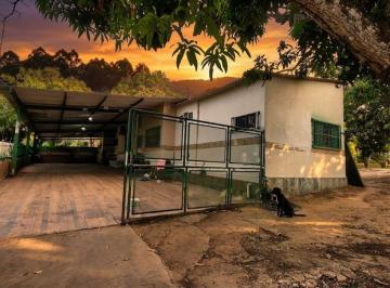 Rural de 6 quartos, Novo Gama · Chácara Escriturada e Registrada no Novo Gama, Casa Sede, Casa de Caseiro, Pomar, Lago e Lazer