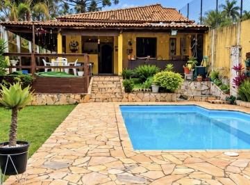 Casa · 194m² · 4 Quartos · 5 Vagas · Linda casa a venda em Mairiporã terra preta.