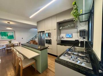 Foto 01 · Casa à venda em Atibaia com 5 quartos, sendo 2 suítes | 240 m² de área construída | Área gourmet | E