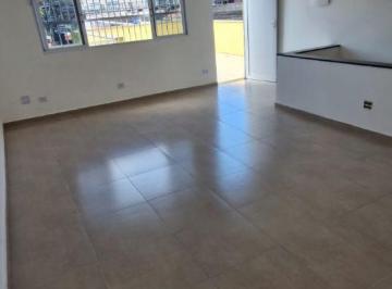 Casa de 3 quartos, São Vicente · Casa sobreposta Alta à venda no Parque São Vicente!
