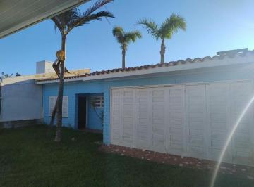 Casa de 5 quartos, Xangri-Lá · Casa em Xangri-la centro Lado mar a preço de terreno, - recentemente reformada!