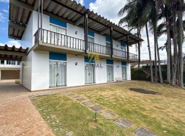 Casa · 637m² · 6 Quartos · 4 Vagas · Casa para locação em Interlagos com Piscina e Edícula