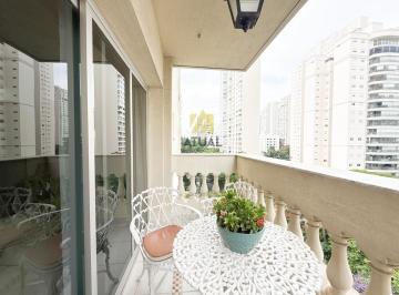 Apartamento · 150m² · 2 Quartos · 2 Vagas · Apartamento Espaçoso de 150m² no Campo Belo com 2 Vagas – Condomínio Costa do Sol