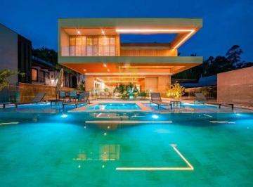 Casa · 1100m² · 5 Quartos · 8 Vagas · Casa de Alto Padrão à venda no Tamboré 2 | Mobiliada | 5 Suítes, elevador, adega e piscina