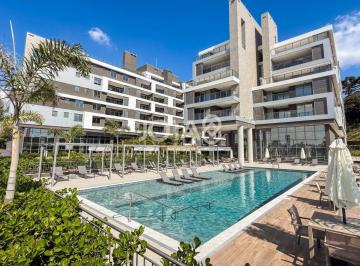 Apartamento · 139m² · 2 Quartos · 2 Vagas · APARTAMENTO DUPLEX COM 2 QUARTOS E 2 VAGAS NO RESERVA LAGO