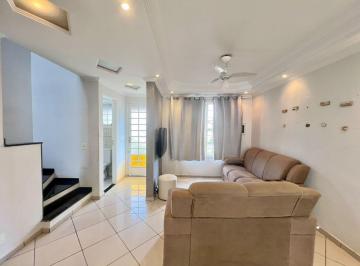 Casa de 2 quartos, · Casa à venda com 2 dormitórios e cozinha com armários planejados no Villa Flora Sumaré