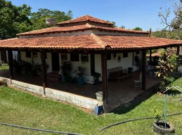 Rural · 202000m² · 3 Quartos · 4 Vagas · Sítio à venda no bairro Centro - Gameleira de Goiás/GO